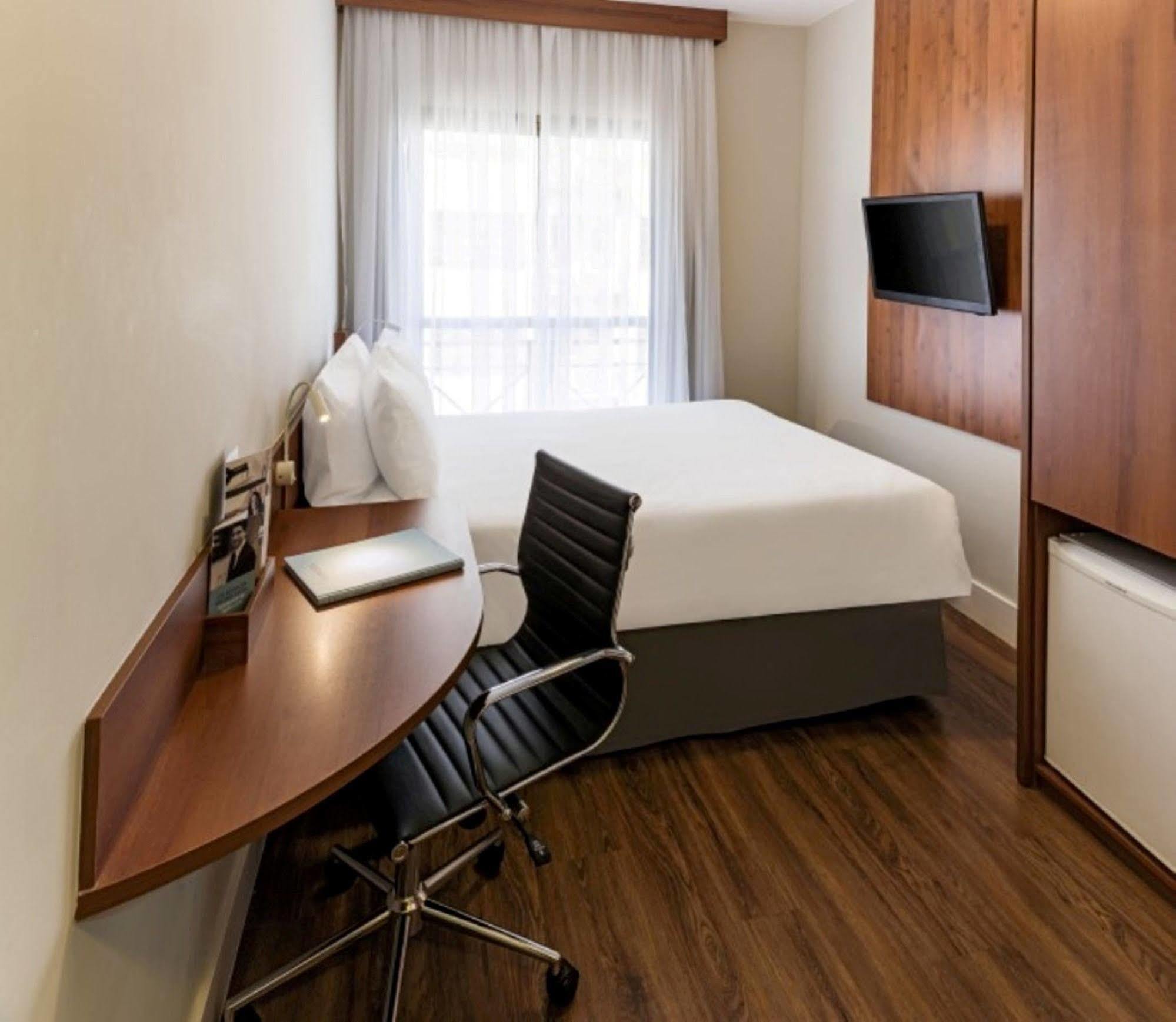 Mercure Hotel 4*